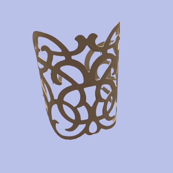 ‼️5 FOR $25🇺🇸 NWOT Ivory Cuff Bracelet - Picture 2 of 5